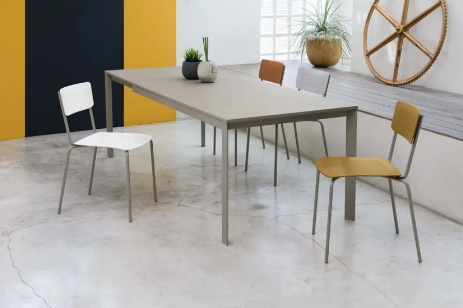 Come apparecchiare una tavolo in modo semplice e alla moda