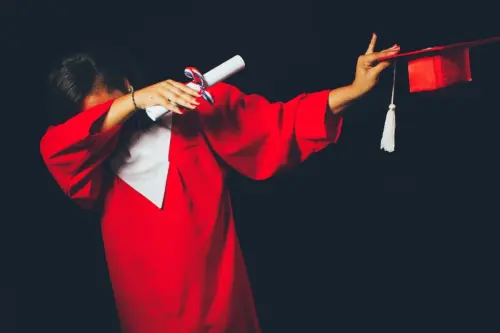 Scherzi da fare alla laurea: ecco quelli più simpatici ed originali