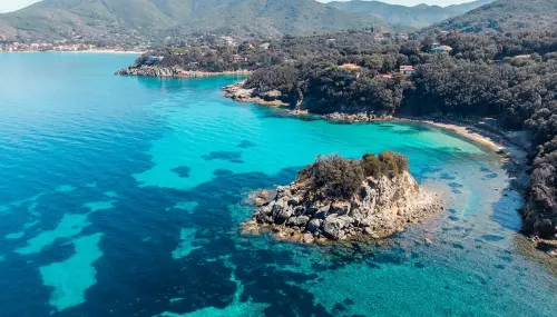 Isola d’Elba: consigli su come e quando raggiungerla per una vacanza perfetta